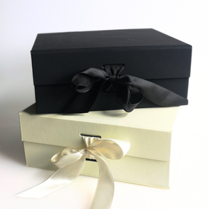 FLAT-PACKED GIFT BOX with RIBBON