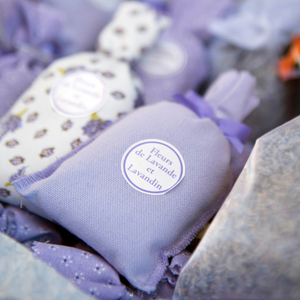 <tc>FLORES DE LAVANDA EXTRA AZUIS</tc>
